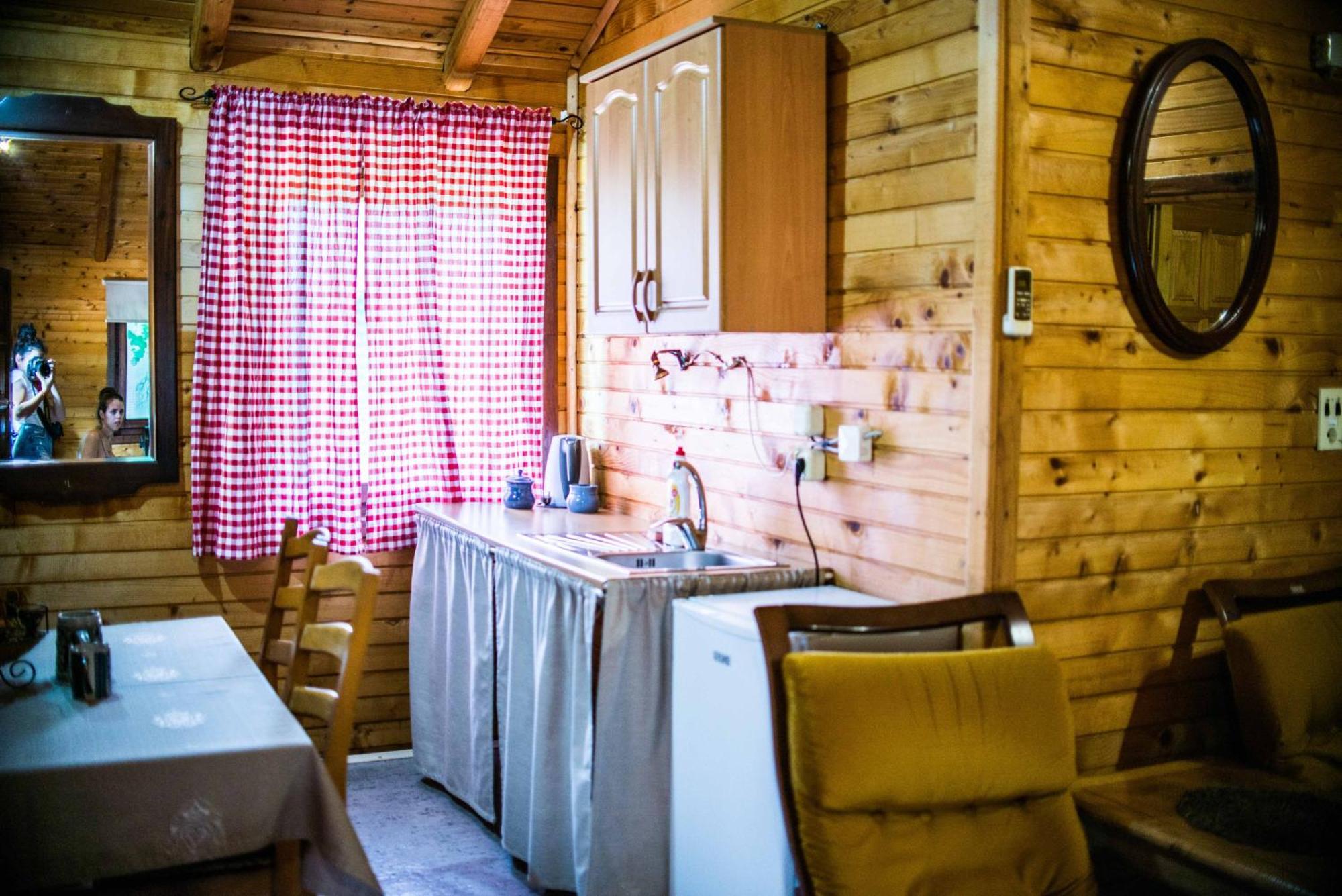 Wooden Village Resort Ponari 외부 사진